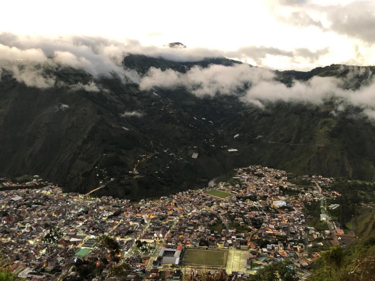 Premium Holiday Cabin - Spectacular Tungurahua Volcano View Baños Exteriör bild