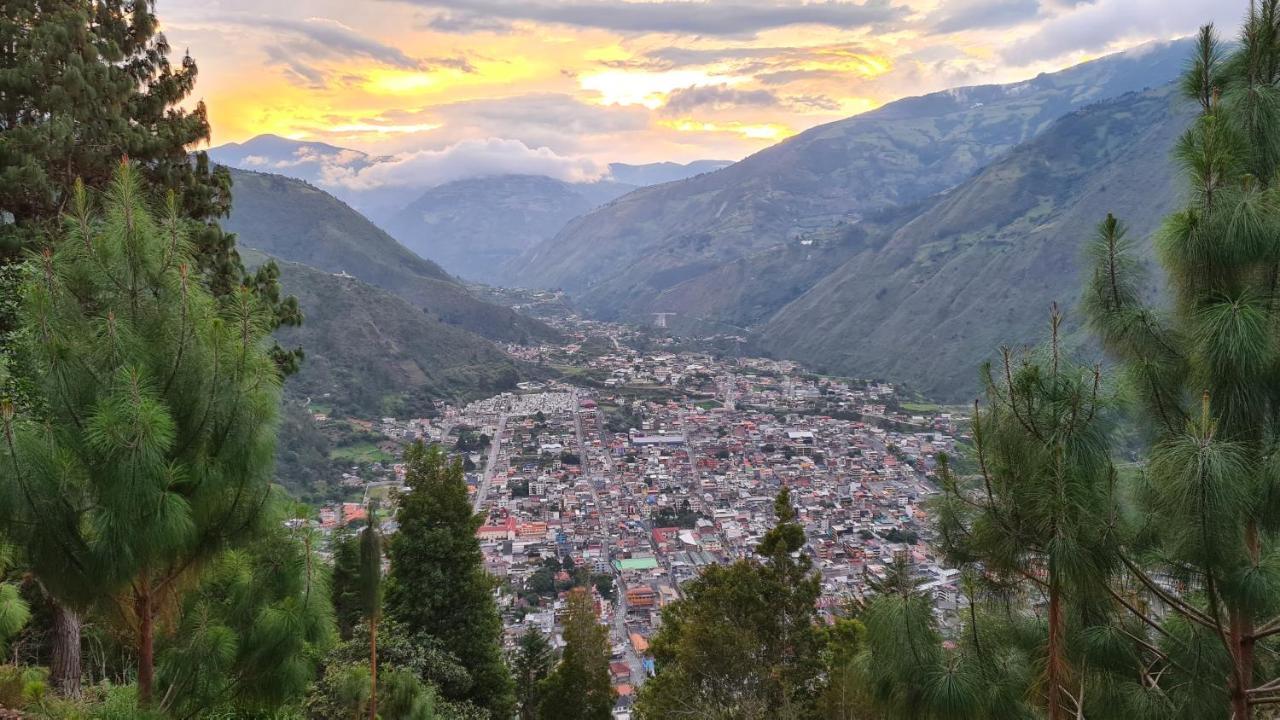 Premium Holiday Cabin - Spectacular Tungurahua Volcano View Baños Exteriör bild